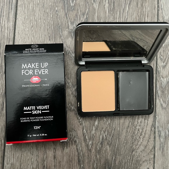 Makeup Forever Powder NEW - Picture 1 of 2